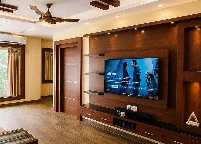 Oyo 15204 Sai Corporate Inn